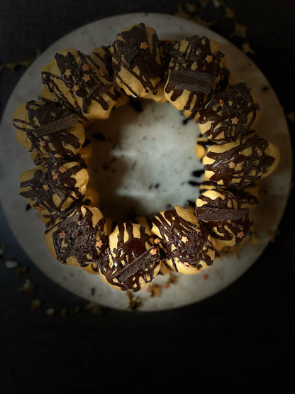 Profiterole Wreath